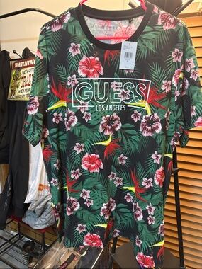 Guess Men’s Black Tropical Floral Tee with Red & Pink Flowers